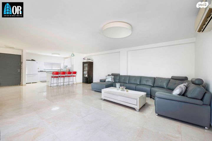 בית פרטי/ קוטג', האקליפטוס, רמות ויצמן, יבנה