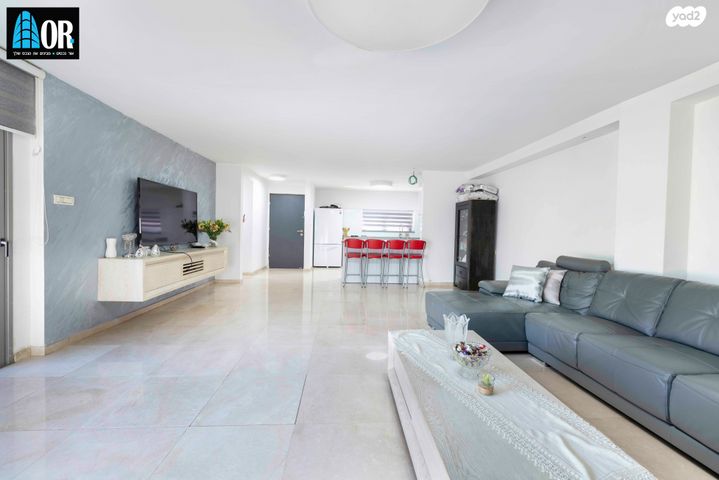 בית פרטי/ קוטג', האקליפטוס, רמות ויצמן, יבנה