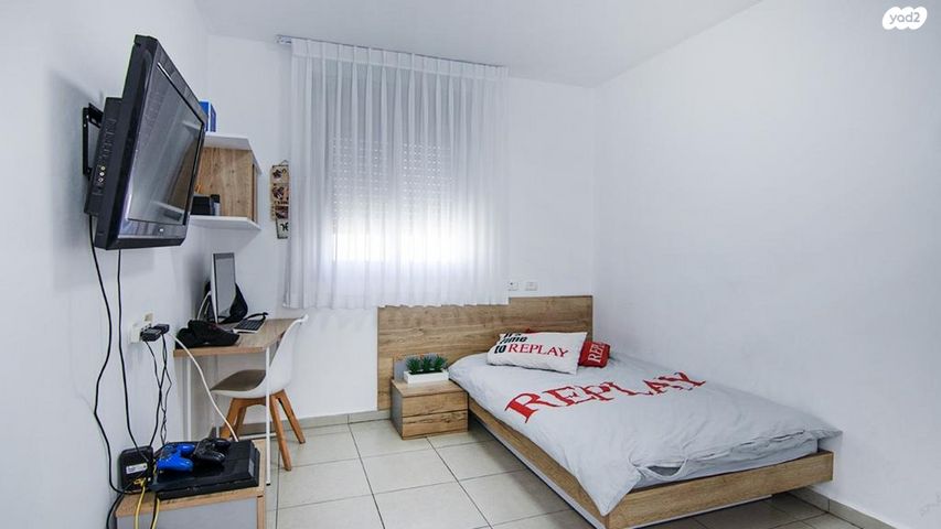 דירה, משה קהירי, רמות הרכס, באר שבע