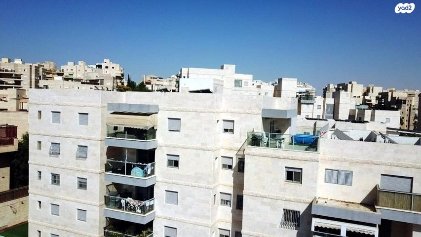 דירה, משה קהירי, רמות הרכס, באר שבע