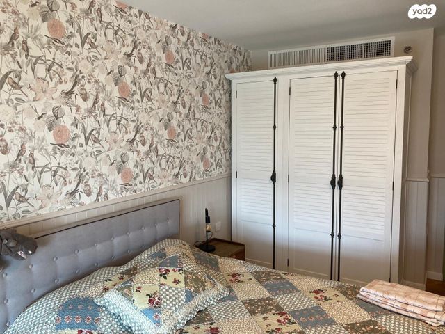 דירה, הרצליה