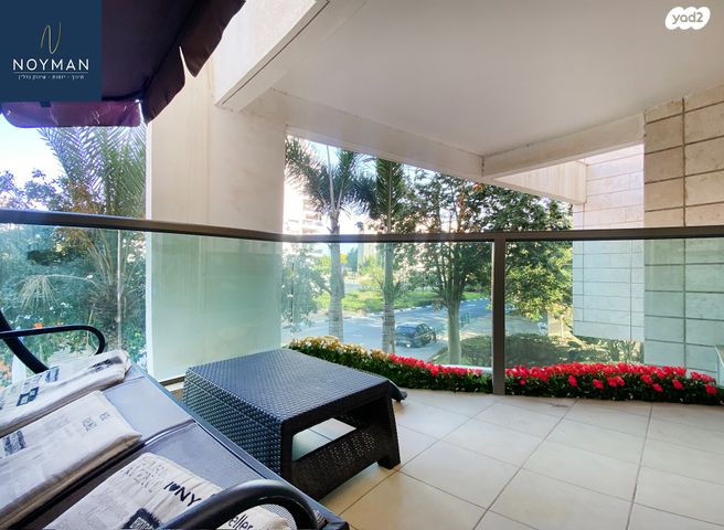 דירה, דרך דגניה 86, קרית השרון, נתניה