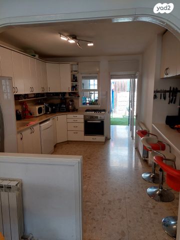 דירת גן, האחות זלמה, גבעת משואה, ירושלים