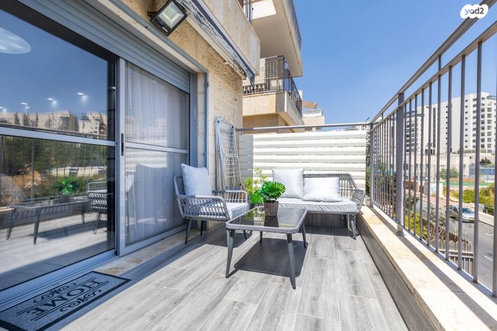 דירה, שמחת כהן, חומת שמואל, הר חומה, ירושלים