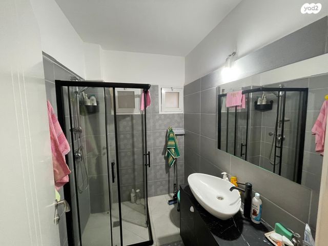 דירה, שדרות משה שרת 19, קרית ים ב', קרית ים