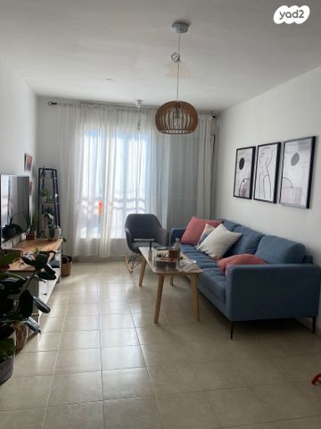 דירה, הבנים 89, מרכז מזרחי, נס ציונה