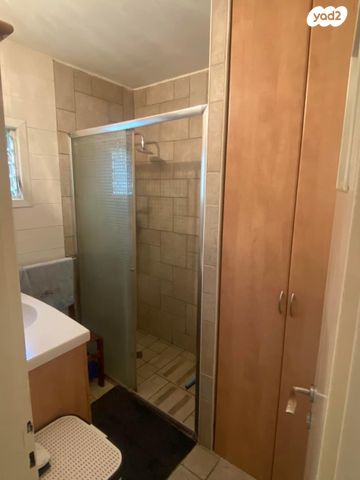 דירה, מרכז, הרצליה