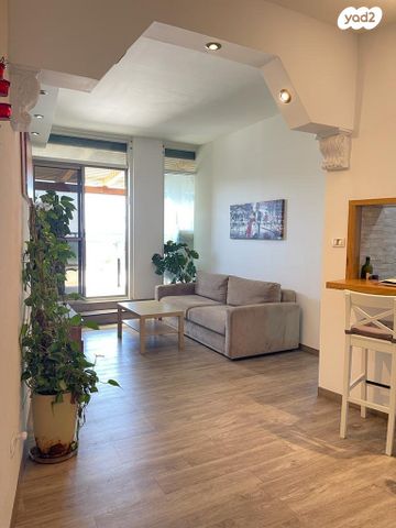 גג/ פנטהאוז, הטיילת, רובע א', אשדוד