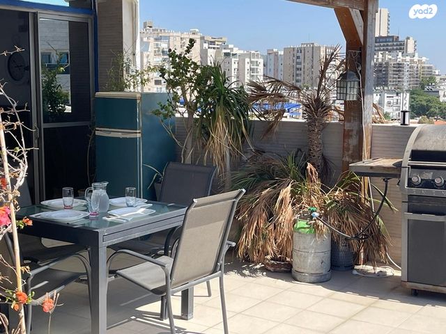 גג/ פנטהאוז, הטיילת, רובע א', אשדוד