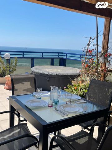 גג/ פנטהאוז, הטיילת, רובע א', אשדוד