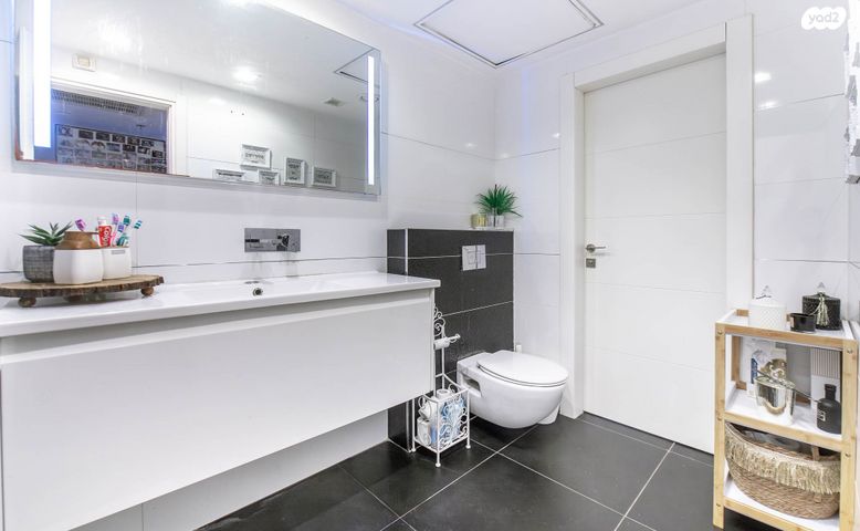 דירה, מתחם 1200, הוד השרון