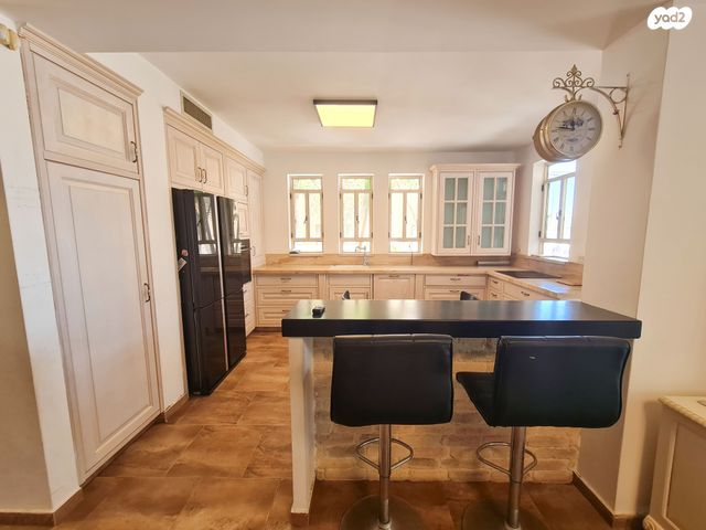 דו משפחתי, גדרה