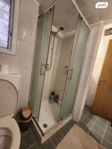 דירת גן, מבקיעים, קרית שלום, תל אביב יפו