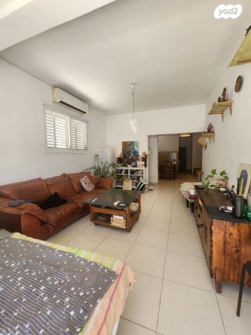 דירת גן, מבקיעים, קרית שלום, תל אביב יפו