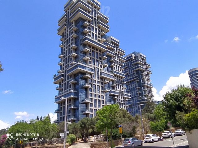 דירה למכירה בתל אביב יפו (תיווך) — 2