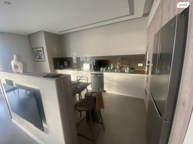 דירה, דוד המלך 8, צפון מערב מרכז העיר, נתניה