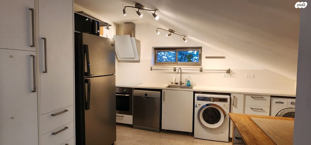 יחידת דיור, גבעת אלה