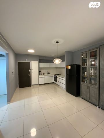 דירה, מונבז 3, מרכז העיר, ירושלים