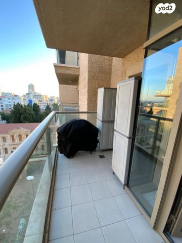 דירה, מונבז 3, מרכז העיר, ירושלים