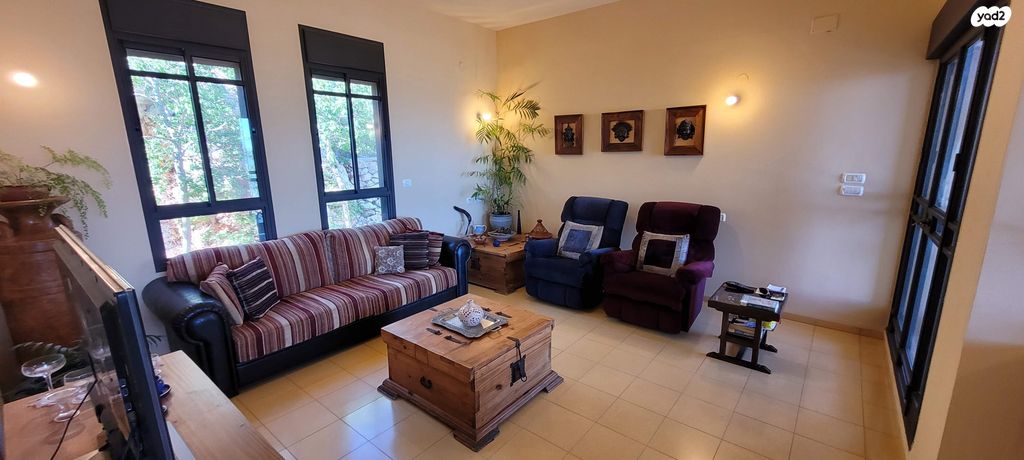 בית פרטי/ קוטג', אודם 3, לבון