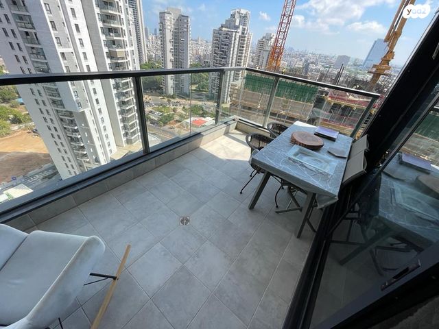 אריק איינשטיין 