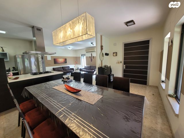 בית פרטי/ קוטג', בת חפר