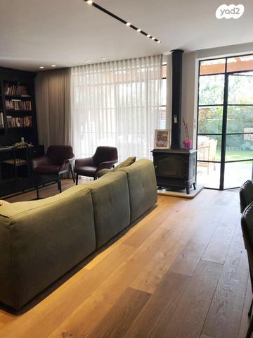 בית פרטי/ קוטג', קרית הסביונים, יהוד מונוסון