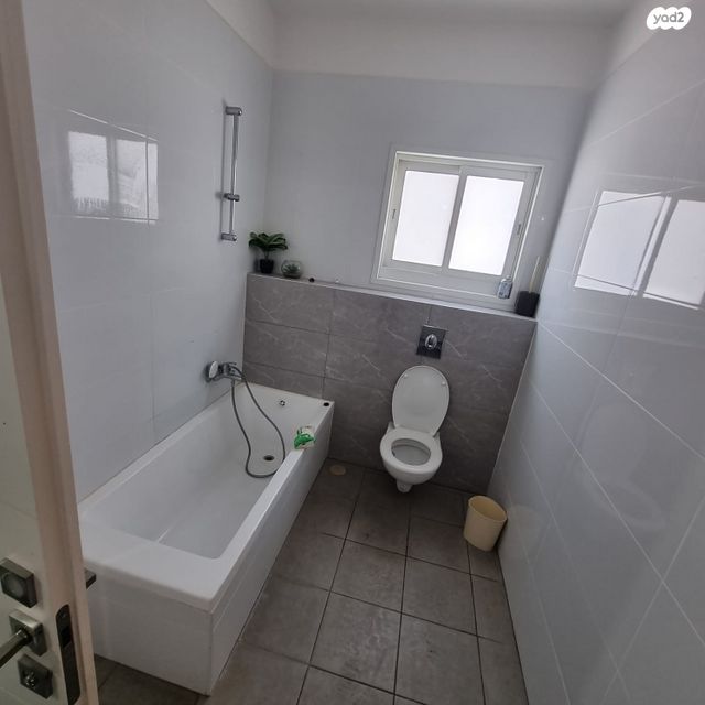 דירה, הזמיר, נהריה