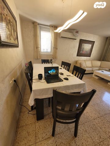 דירה, קרית שרת מערב, חולון