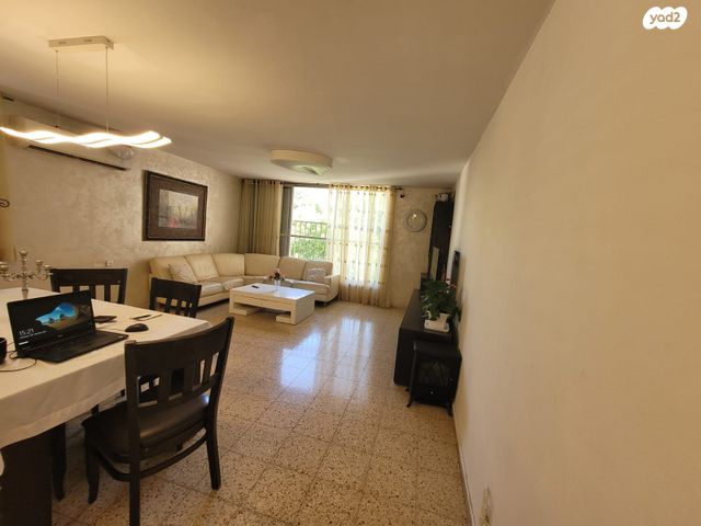 דירה, קרית שרת מערב, חולון