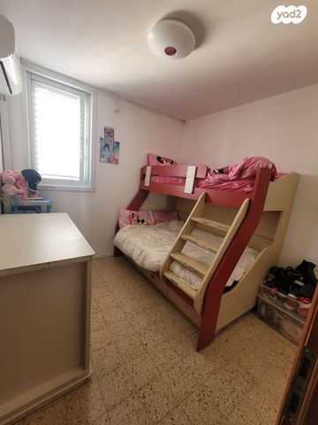 דירה, קרית שרת מערב, חולון