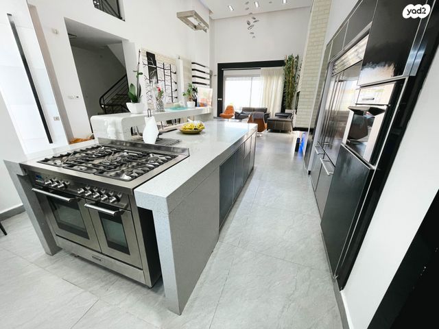 בית פרטי/ קוטג', מיתר / כרמית