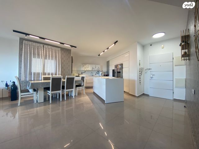 דירה, שמחה ארליך 2, גלי הים, נתניה