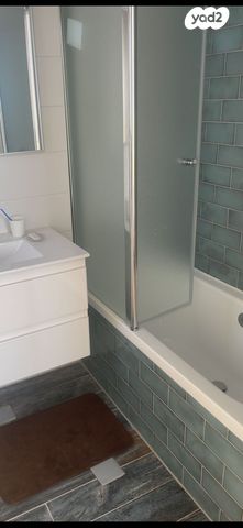 דירה, שדרות רחבעם זאבי 1, גבעת אולגה, חדרה