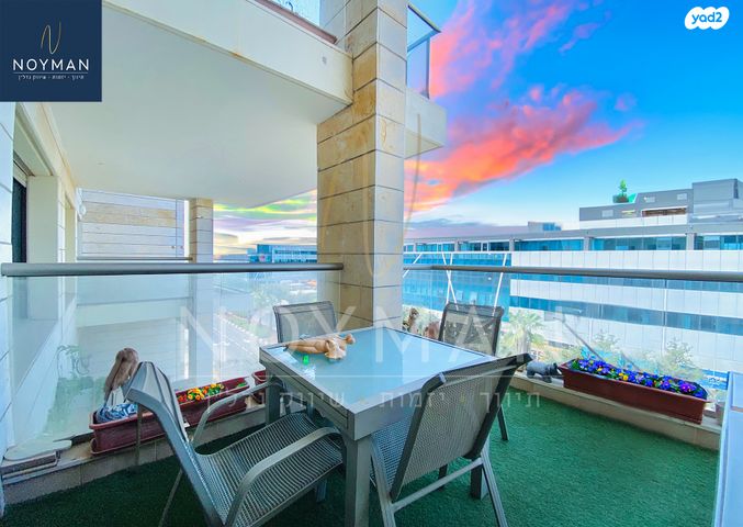 דירה, שדרות טום לנטוס 61, קרית השרון, נתניה