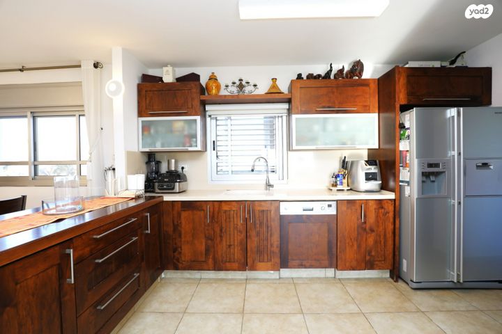 דופלקס, אירוס הארגמן, גבעת האירוסים, נתניה