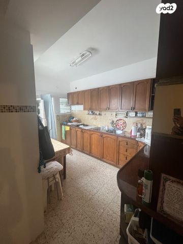 דירה, מחנה יהודה - לב העיר, ירושלים