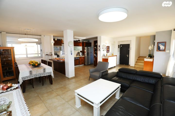 דופלקס, אירוס הארגמן, גבעת האירוסים, נתניה