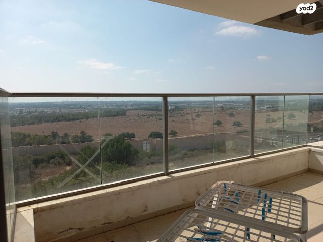 דירה, גפן, החורש, חריש