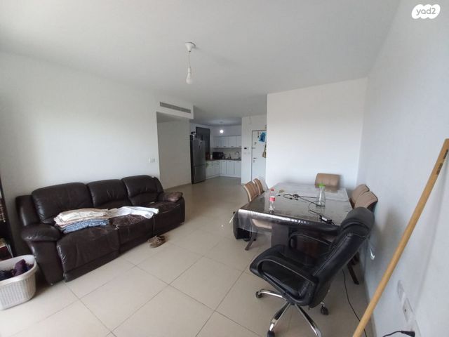 דירה, גפן, החורש, חריש