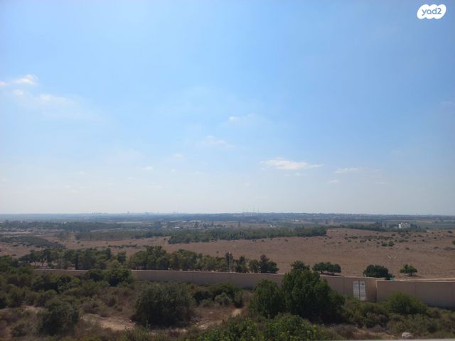 דירה, גפן, החורש, חריש