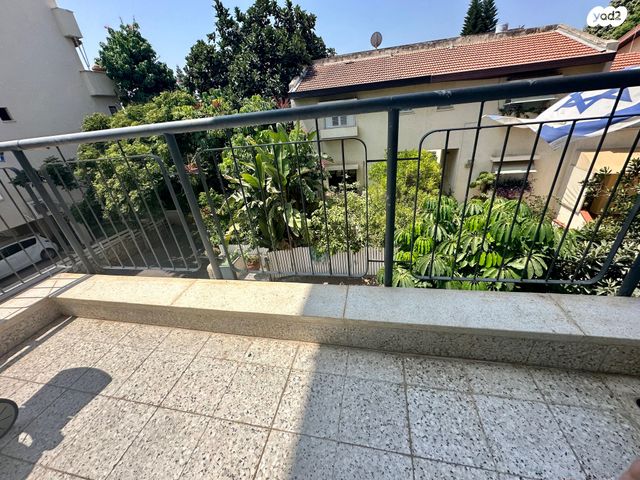 דירה, שחרית, מרכז, הרצליה