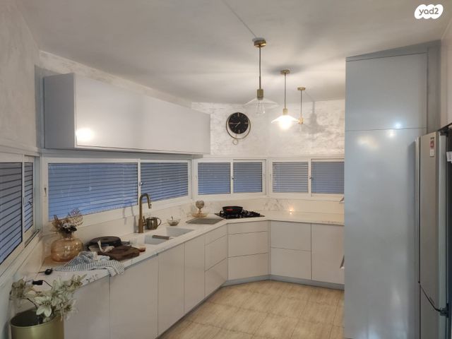 בית פרטי/ קוטג', גבעת הסלעים, ראש העין