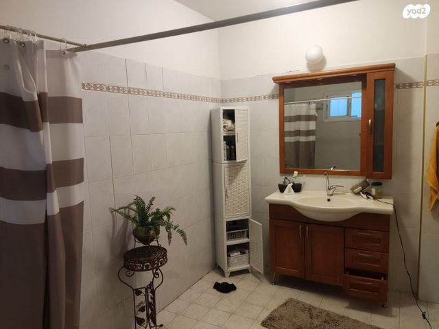 בית פרטי/ קוטג', גבעת הסלעים, ראש העין