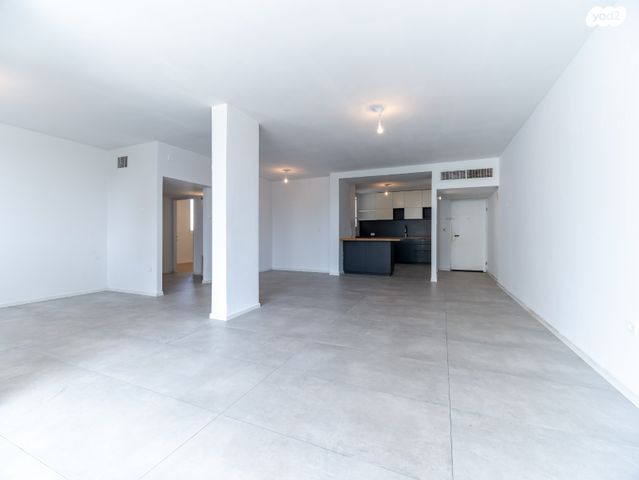 דירה, משמר הגבול, אפקה, תל אביב יפו