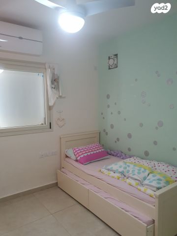 דירה, חודשי השנה, העונות - בבניה, רובע 11, אילת