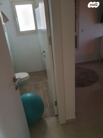 דירה, חודשי השנה, העונות - בבניה, רובע 11, אילת