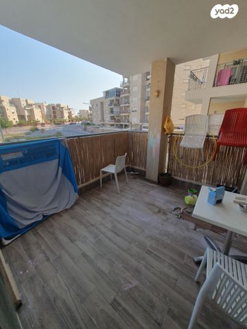 דירה, חודשי השנה, העונות - בבניה, רובע 11, אילת