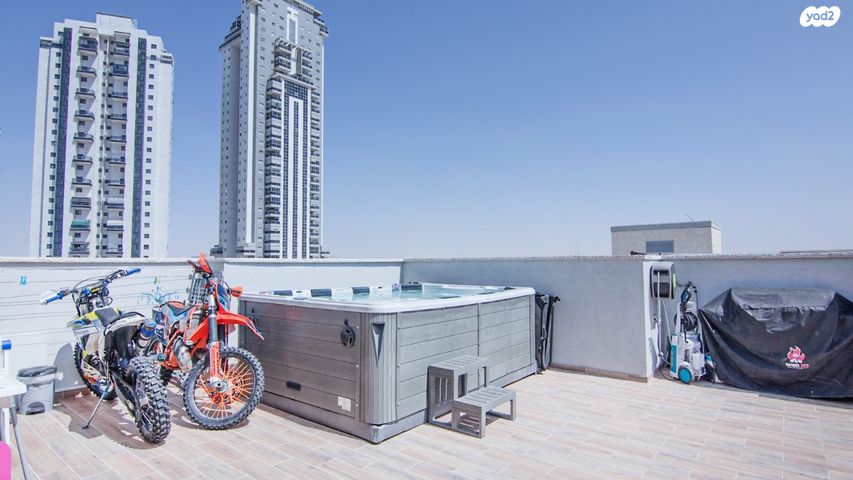 גג/ פנטהאוז, ישראל שוחט, נווה זאב, נאות אילן, באר שבע