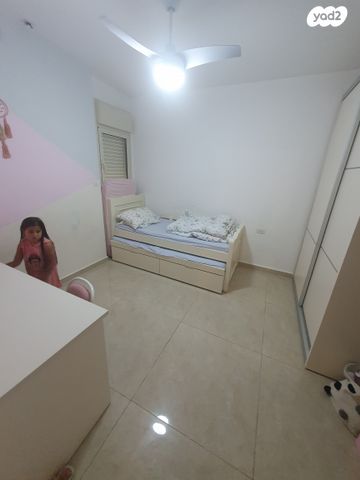 דירה, חודשי השנה, העונות - בבניה, רובע 11, אילת